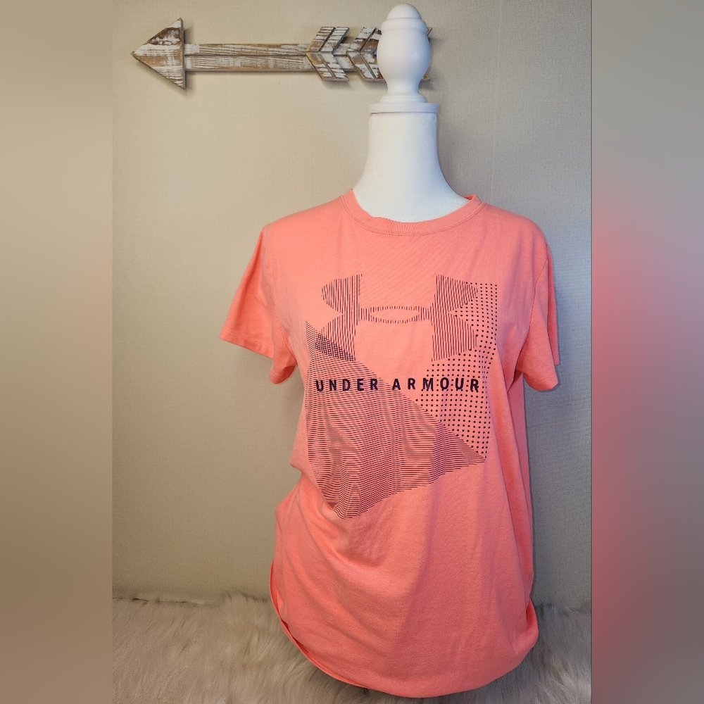 Under Armour Coral Graphic T-Shirt Small
